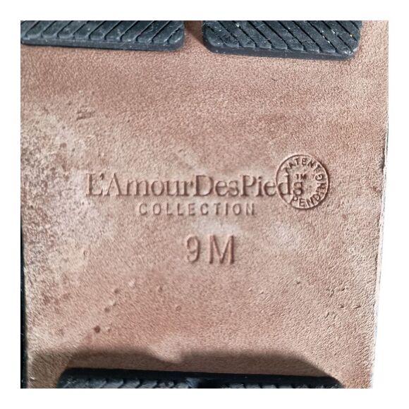 L’amour Des Pieds Caiden Hidden Wedge Flat Round Toe Black Suede Womens 9 M - Picture 11 of 11